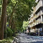 Le Magnifique, Hyper Centre